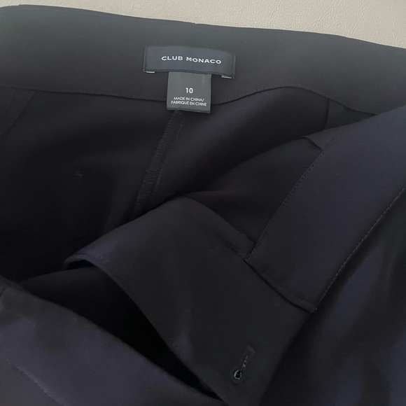 Club Monaco - Curved Seam Cargo Pant - Picture 6 of 8